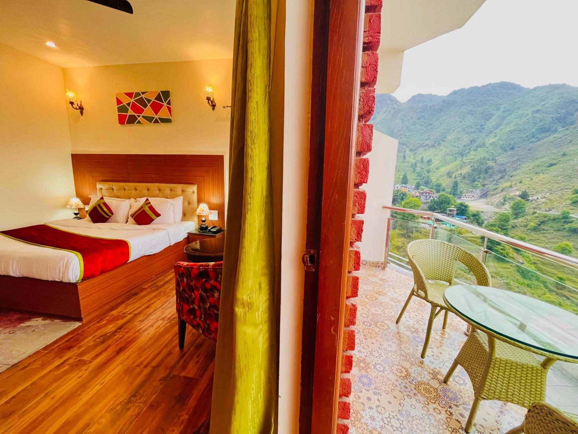 The Kempty Osasis - A Boutique Resort With Scenic Mountain View In Mussoorie Esterno foto